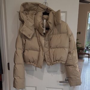 Lululemon Wonderpuff Jacket - Cropped